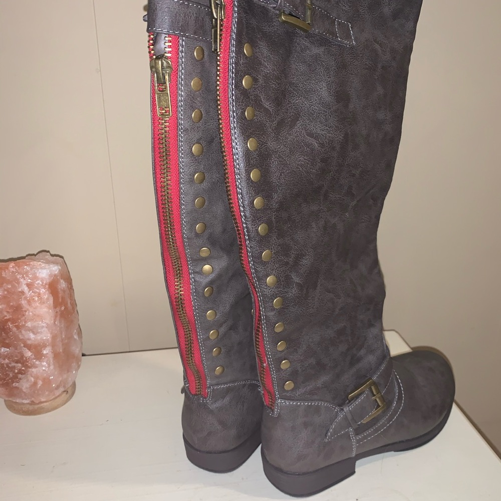 Target zip up fall boots